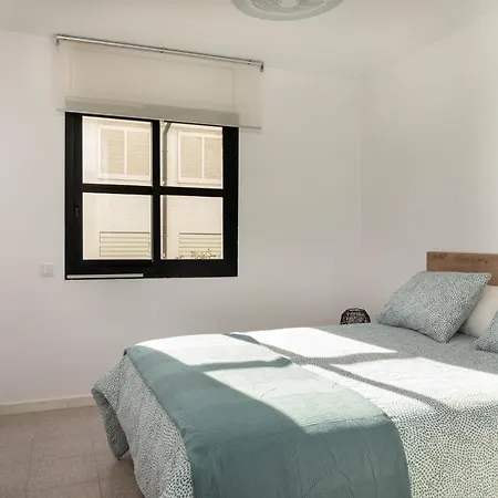 Апартаменти Hauzify I Apartament Port Mar *