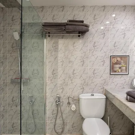 Hauzify I Apartament Port Mar * 普拉加德阿罗